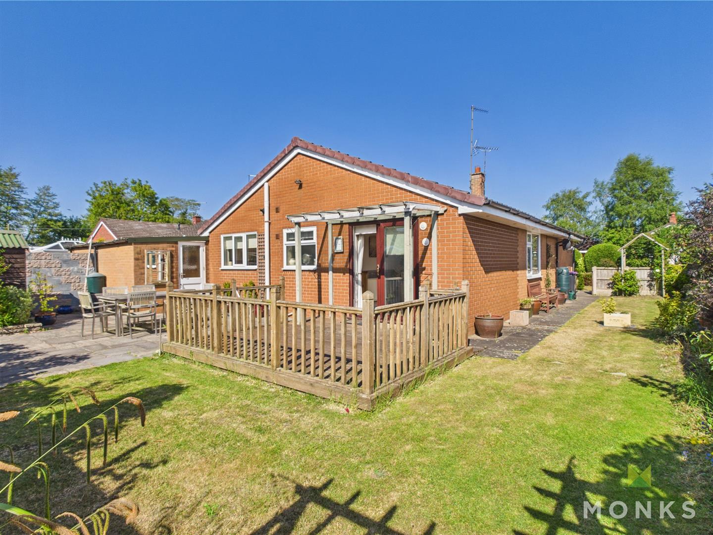 14 Sun Grove, Shrewsbury, SY4 5HH For Sale